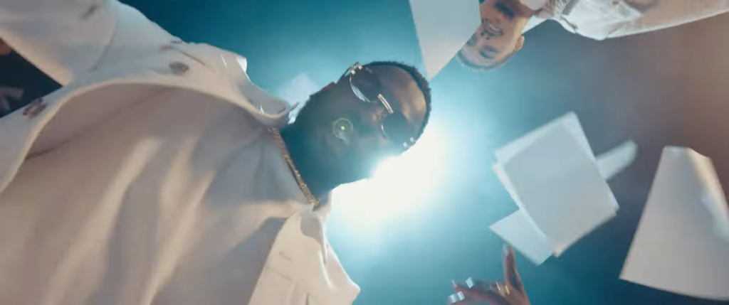 Bramsito célebre la sortie de son album avec le clip "CV" ft. RK 3 Bramsito