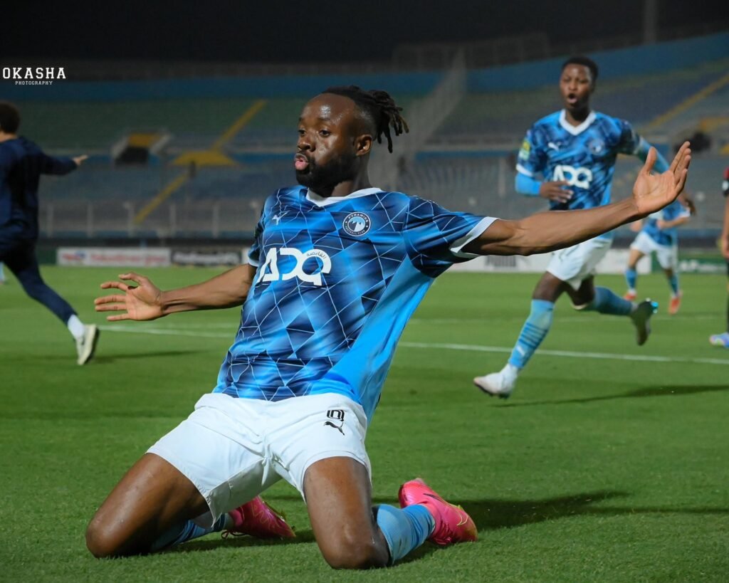 Échos des Léopards : Fiston Mayele envoie Pyramids FC en finale de la CAF Ligue des Champions 19 img 3038 1